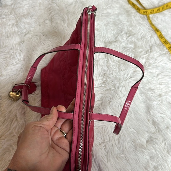 COACH WOMEN'S PINK QUILTED STITCH SIGNATURE NYLON/LEATHER TOTE/SHOULDER BAG - Picture 11 of 12